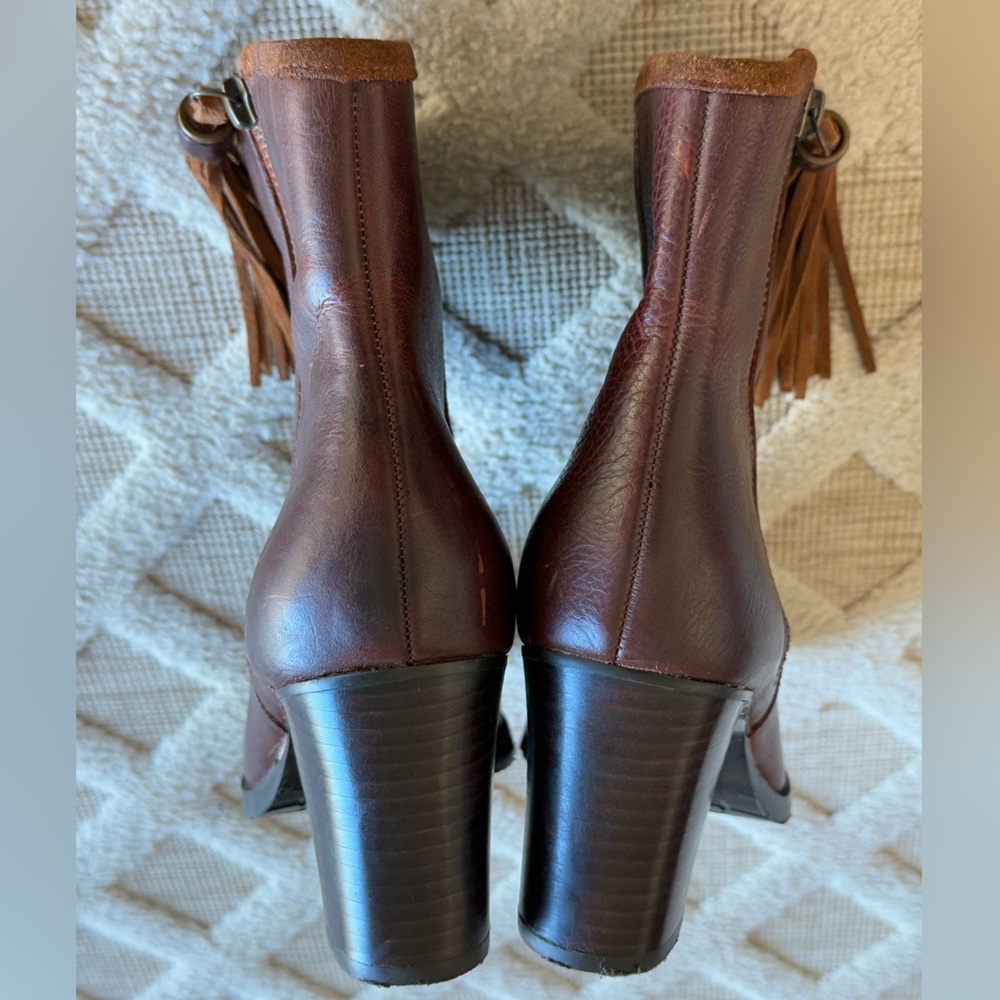 Lauren Ralph Carah Brown Leather Ankle Boots Zip Tassels Women's Size 8B - Picture 6 of 15